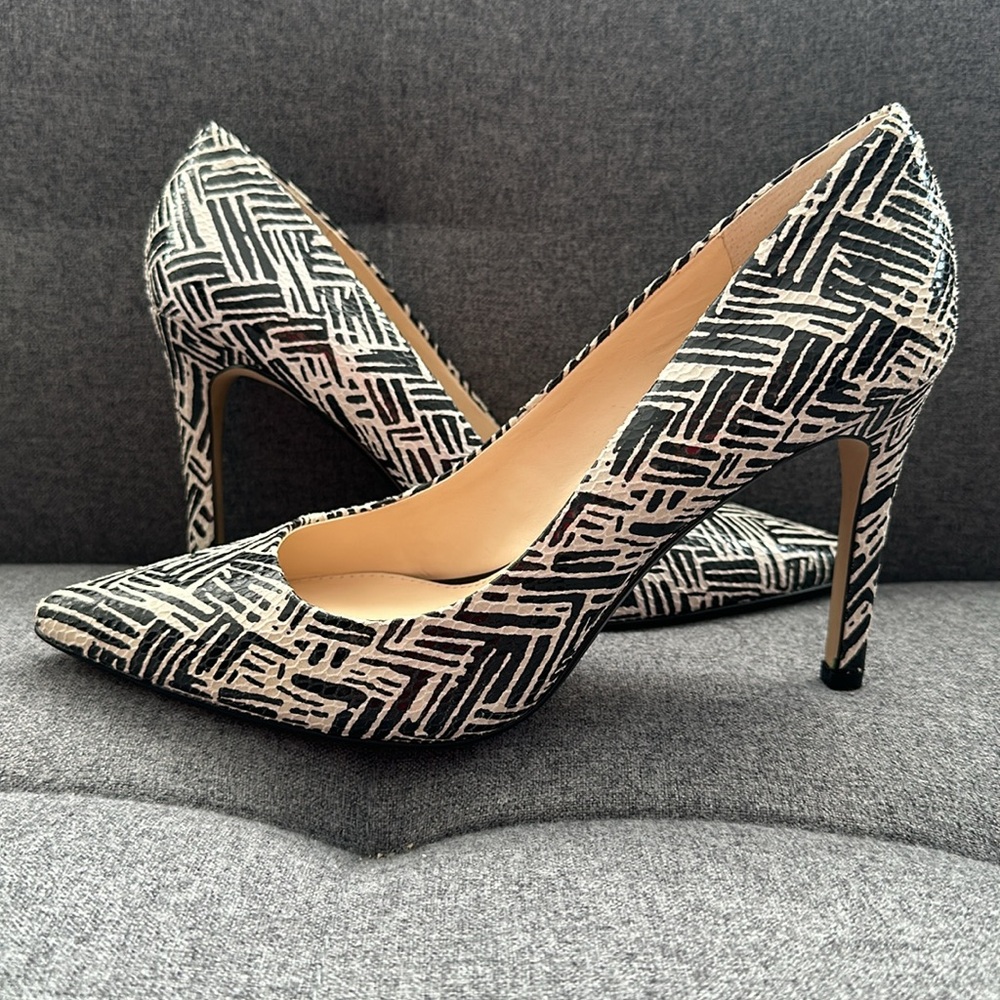 NIB Banana Republic Snakeskin Print Stiletto Heels